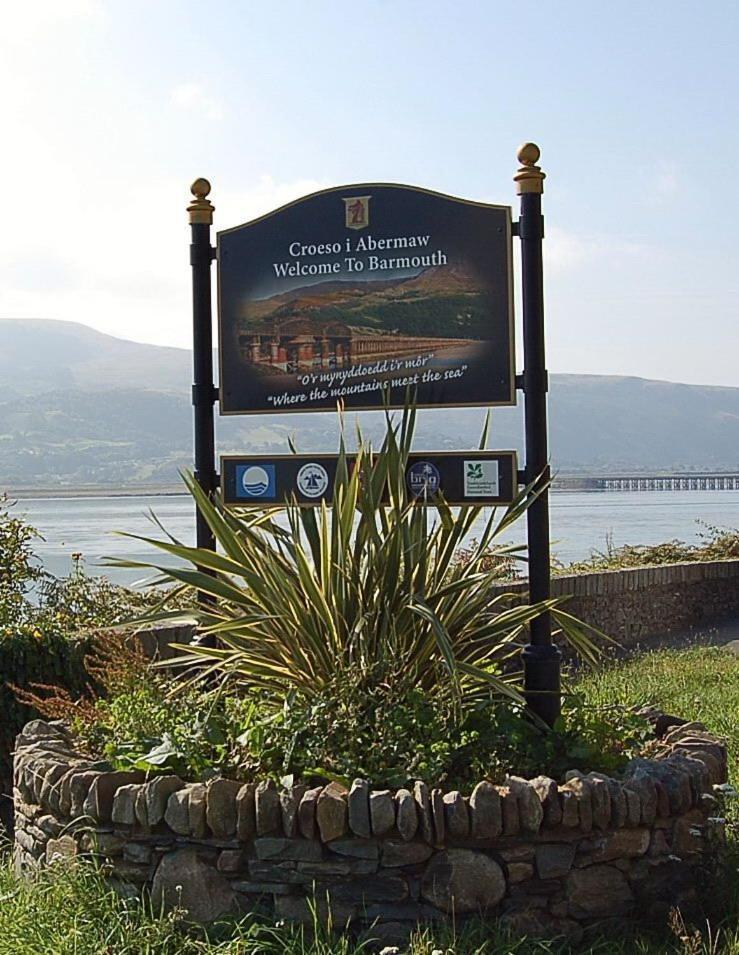 Beach Vista Apartment Three In Barmouth Esterno foto